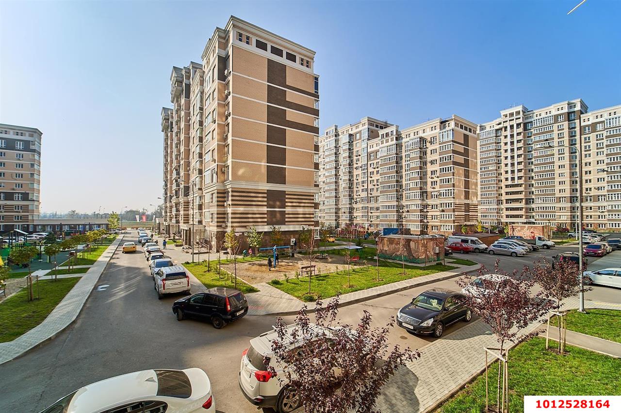 Фото №3: 1-комнатная квартира 51&nbsp;м², 10/16&nbsp;эт. - Краснодар, Прикубанский внутригородской округ, мкр. ЖК Красная Площадь, ул. им. Мурата Ахеджака, 12к1