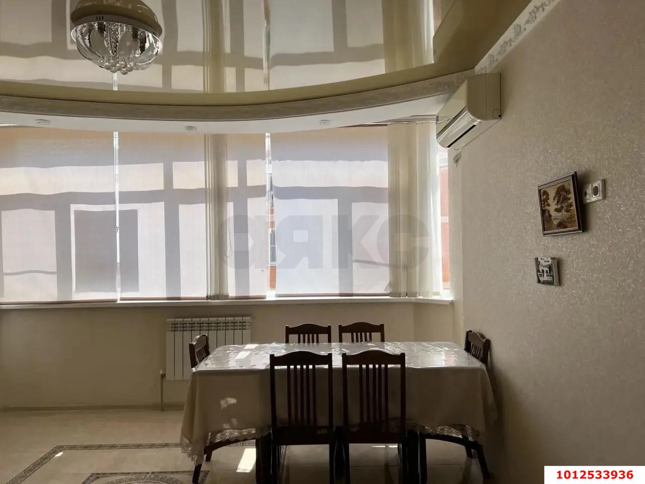 Фото №3: 2-комнатная квартира 70&nbsp;м², 3/5&nbsp;эт. - Яблоновский, ул. Космическая, 88к2