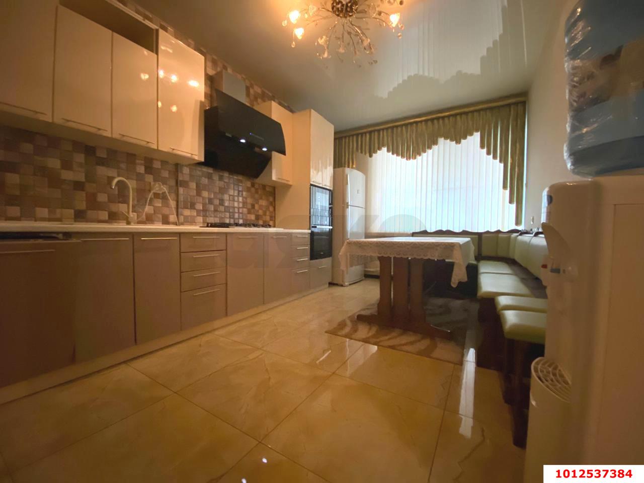 Фото №6: Дом 193&nbsp;м² + 4.25&nbsp;сот., 2&nbsp;эт. - Краснодар, Прикубанский внутригородской округ, мкр. КП Изумрудный Город, ул. имени 31-й Стрелковой Дивизии