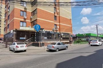 Фото №1: Торговое помещение 56&nbsp;м², 1/16&nbsp;эт. - Краснодар, мкр. Завод Радиоизмерительных Приборов, пер. Гаражный, 9