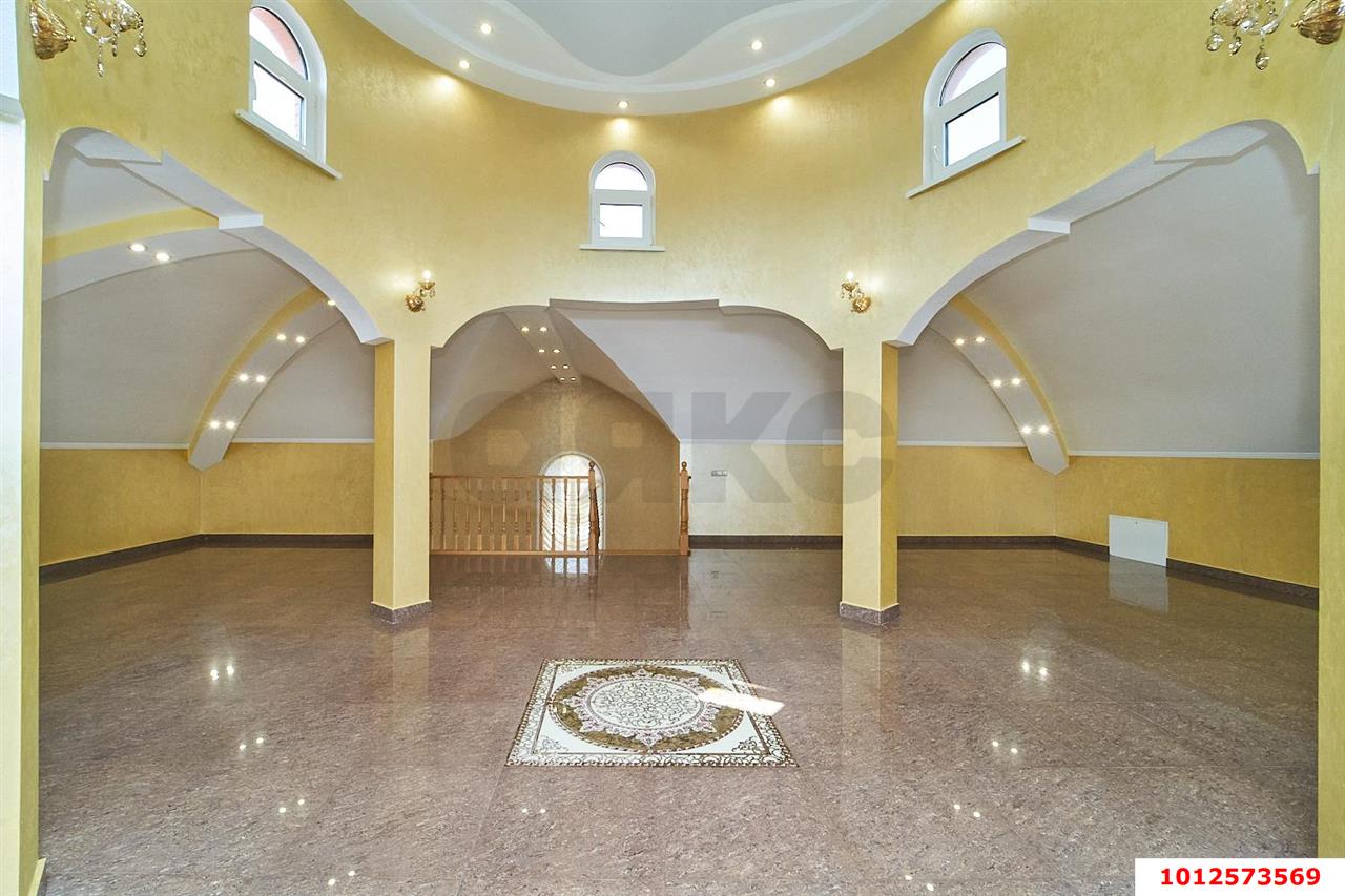 Фото №14: Дом 650&nbsp;м² + 5.42&nbsp;сот., 5&nbsp;эт. - Краснодар, Центральный внутригородской округ, мкр. Дубинка, ул. КИМ, 60