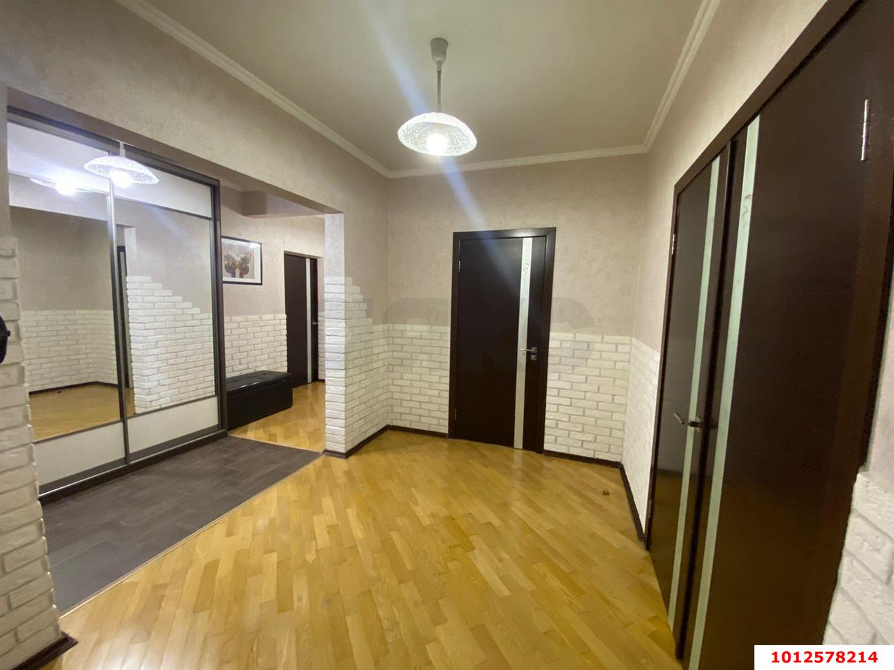 Фото №9: 3-комнатная квартира 107&nbsp;м², 3/17&nbsp;эт. - Краснодар, Центральный внутригородской округ, ЖК Покровский, мкр. Центральный, ул. Промышленная, 33