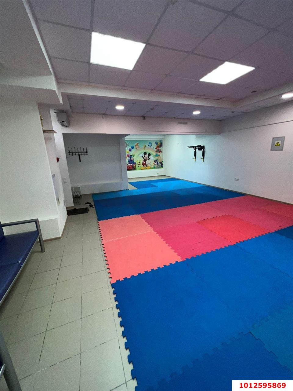 Фото №2: Торговое помещение 82&nbsp;м², 22&nbsp;эт. - Краснодар, Прикубанский внутригородской округ, Круглик, мкр. Школьный, ул. Филатова, 19/1