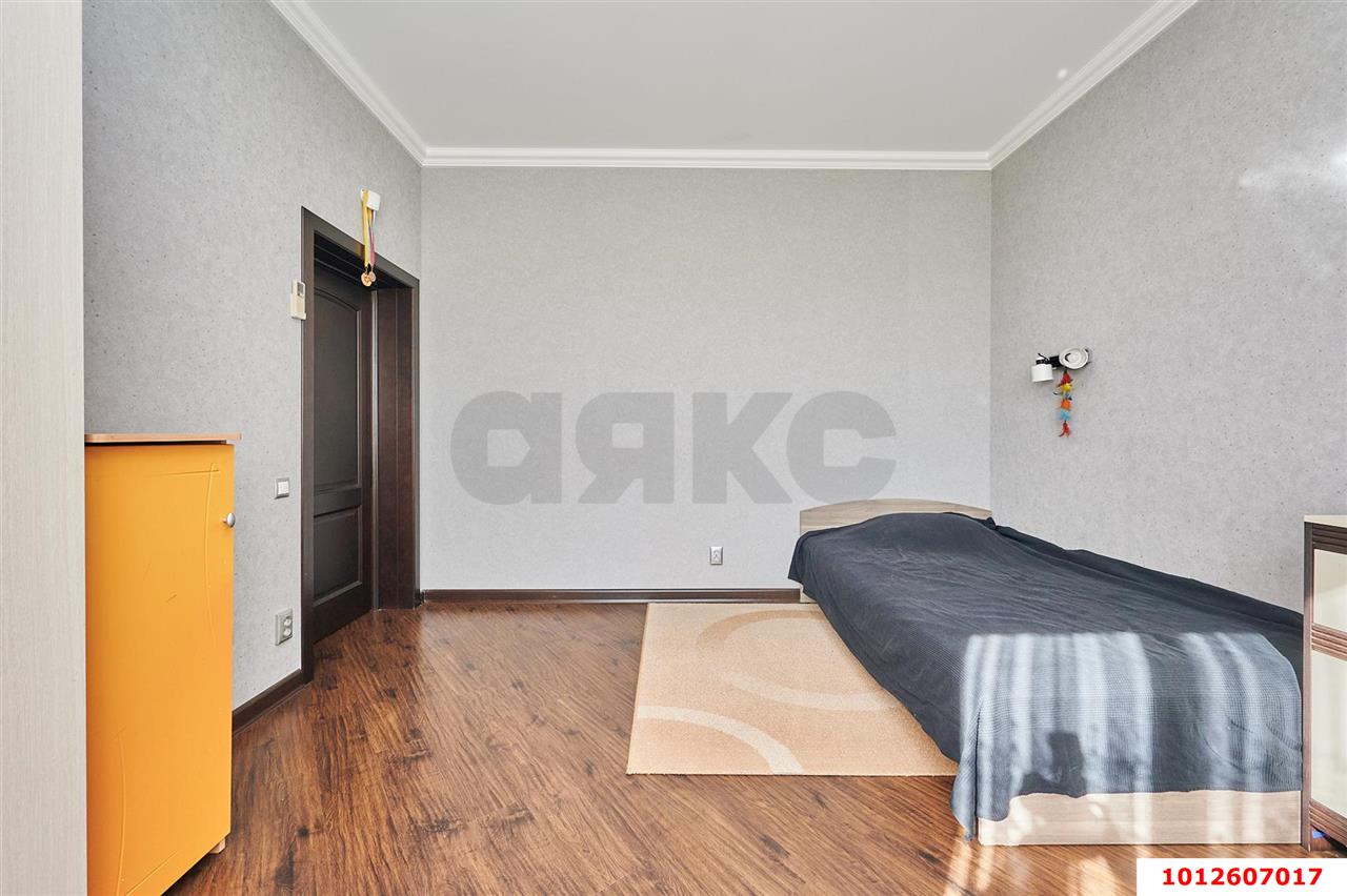 Фото №24: Дом 236&nbsp;м² + 6&nbsp;сот., 2&nbsp;эт. - Краснодар, Прикубанский внутригородской округ, Микрохирургии глаза, мкр. СНТ № 1, ул. Абрикосовая, 556