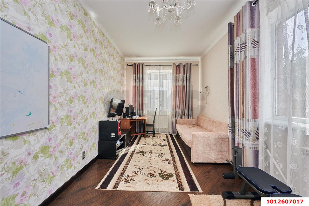 Фото №21: Дом 236&nbsp;м² + 6&nbsp;сот., 2&nbsp;эт. - Краснодар, Прикубанский внутригородской округ, Микрохирургии глаза, мкр. СНТ № 1, ул. Абрикосовая, 556