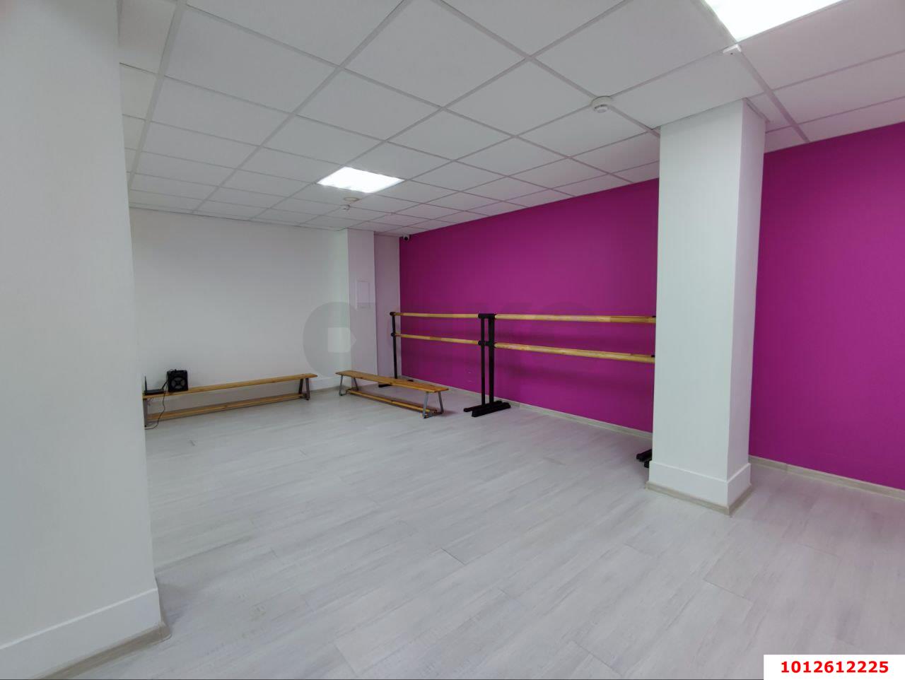 Фото №3: Торговое помещение 117&nbsp;м², 11&nbsp;эт. - Краснодар, Прикубанский внутригородской округ, Отделение № 1 совхоза Солнечный, мкр. Фестивальный, ул. Атарбекова, 7