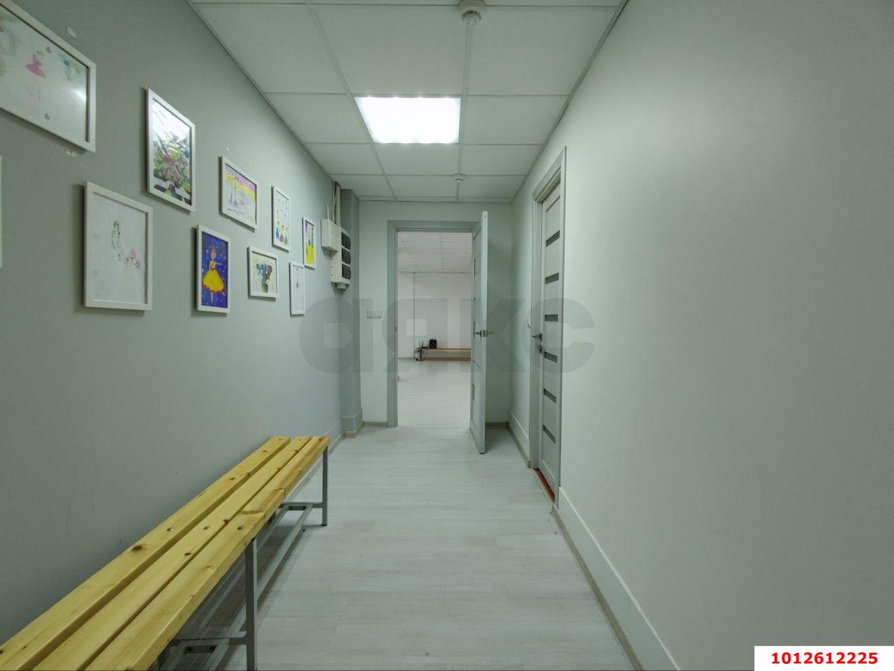 Фото №8: Торговое помещение 117&nbsp;м², 11&nbsp;эт. - Краснодар, Прикубанский внутригородской округ, Отделение № 1 совхоза Солнечный, мкр. Фестивальный, ул. Атарбекова, 7