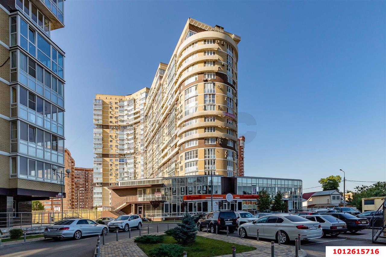 Фото №3: 2-комнатная квартира 85&nbsp;м², 13/24&nbsp;эт. - Краснодар, Западный внутригородской округ, Фестивальный, мкр. жилой комплекс Триумф, ул. имени П.М. Гаврилова, 27