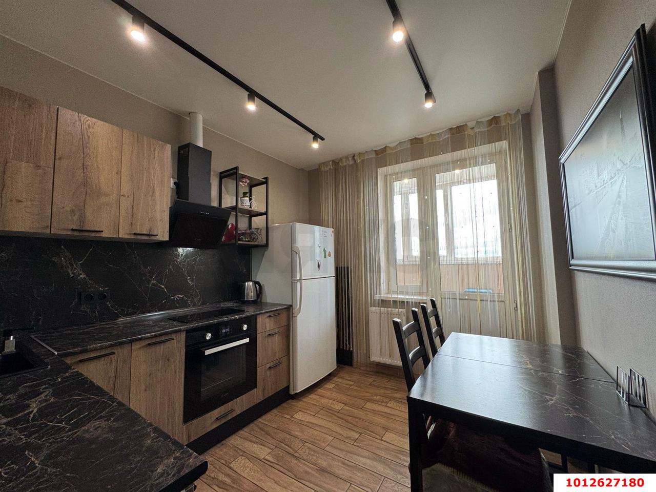 Фото №1: 2-комнатная квартира 74&nbsp;м², 16/19&nbsp;эт. - Краснодар, Прикубанский внутригородской округ, Калинино, Завод Радиоизмерительных Приборов, мкр. ЖК Акварели-2, ул. Тепличная, 62/1к5