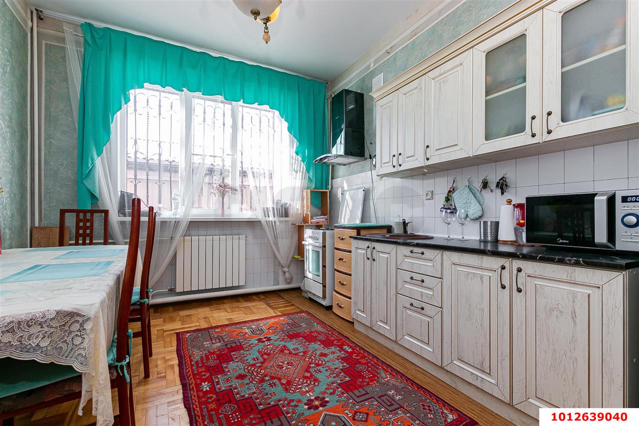 Фото №14: Дом 450&nbsp;м² + 7&nbsp;сот., 3&nbsp;эт. - Краснодар, Прикубанский внутригородской округ, мкр. Славянский, ул. Заполярная, 22
