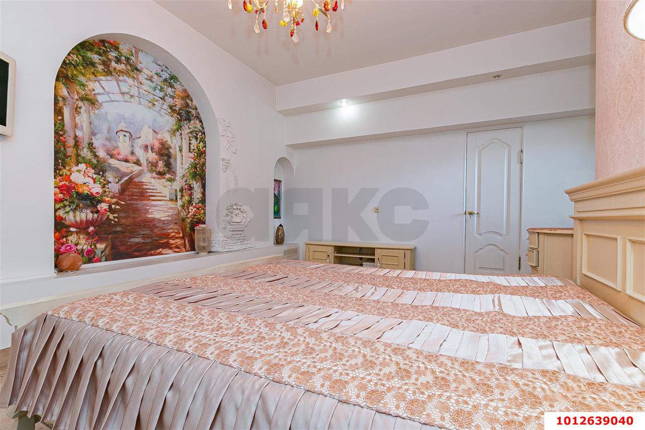 Фото №6: Дом 450&nbsp;м² + 7&nbsp;сот., 3&nbsp;эт. - Краснодар, Прикубанский внутригородской округ, мкр. Славянский, ул. Заполярная, 22