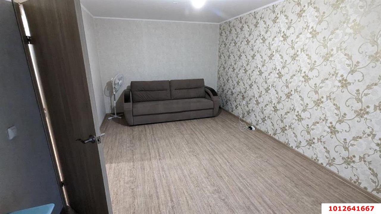 Фото №6: 3-комнатная квартира 95&nbsp;м², 1/16&nbsp;эт. - Краснодар, Прикубанский внутригородской округ, мкр. Восточно-Кругликовский, ул. Черкасская, 62/1