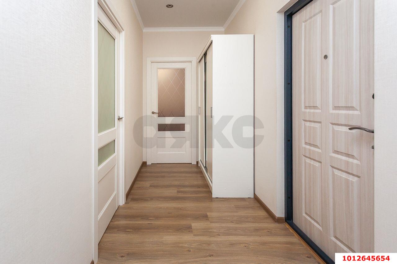 Фото №5: 2-комнатная квартира 58&nbsp;м², 1/9&nbsp;эт. - Краснодар, Прикубанский внутригородской округ, мкр. жилой комплекс Спортивная Деревня, ул. Западный Обход, 42/4к1
