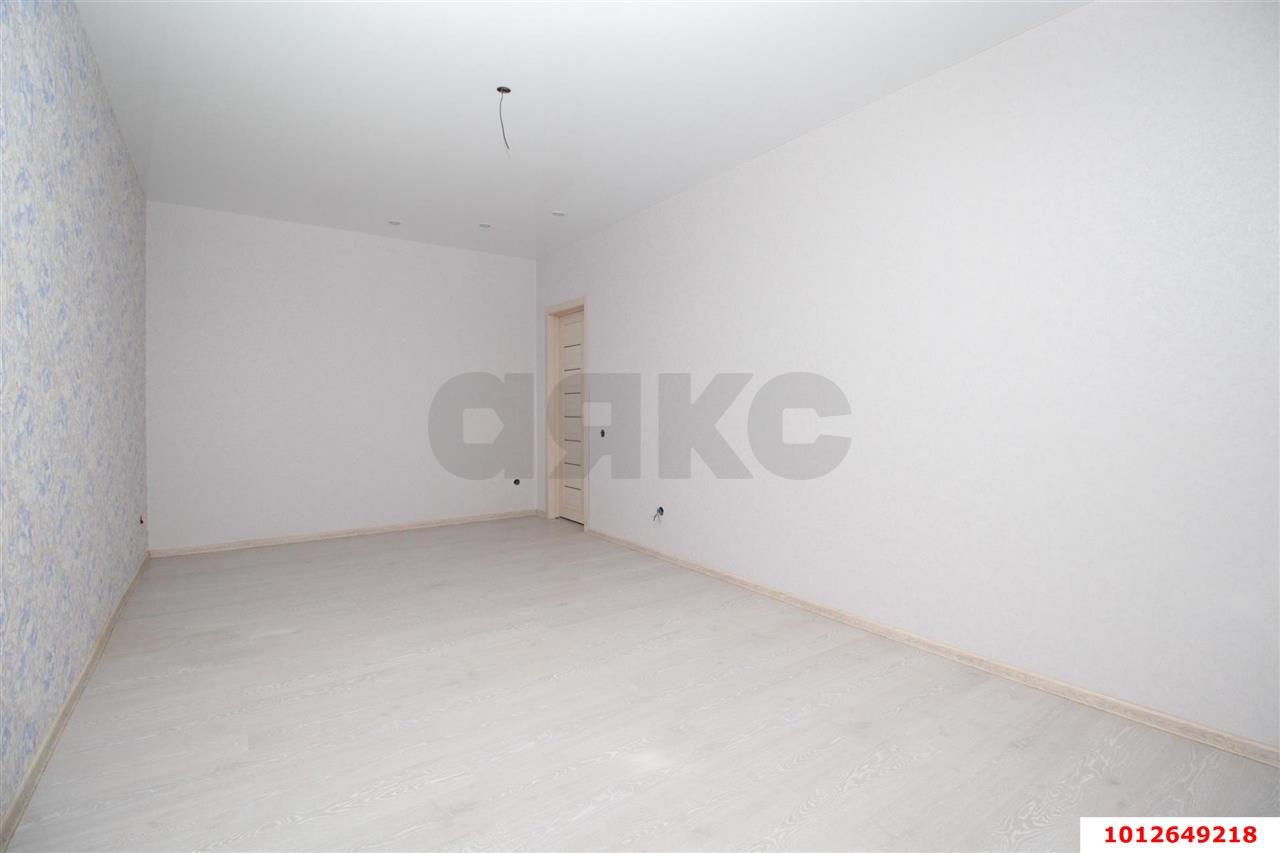 Фото №4: 2-комнатная квартира 79&nbsp;м², 4/7&nbsp;эт. - Краснодар, Прикубанский внутригородской округ, мкр. Музыкальный, ул. имени Мусоргского М.П., 3