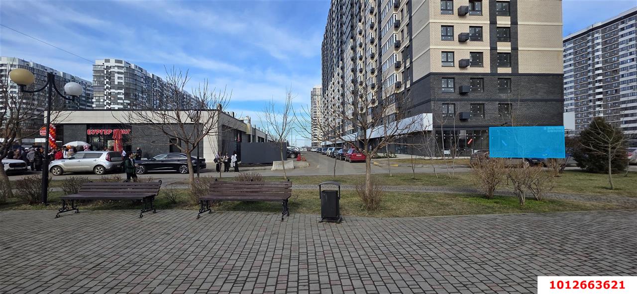Фото №5: Торговое помещение 122&nbsp;м², 1/21&nbsp;эт. - Краснодар, Прикубанский внутригородской округ, мкр. Россинского, б-р Адмиралтейский, 1