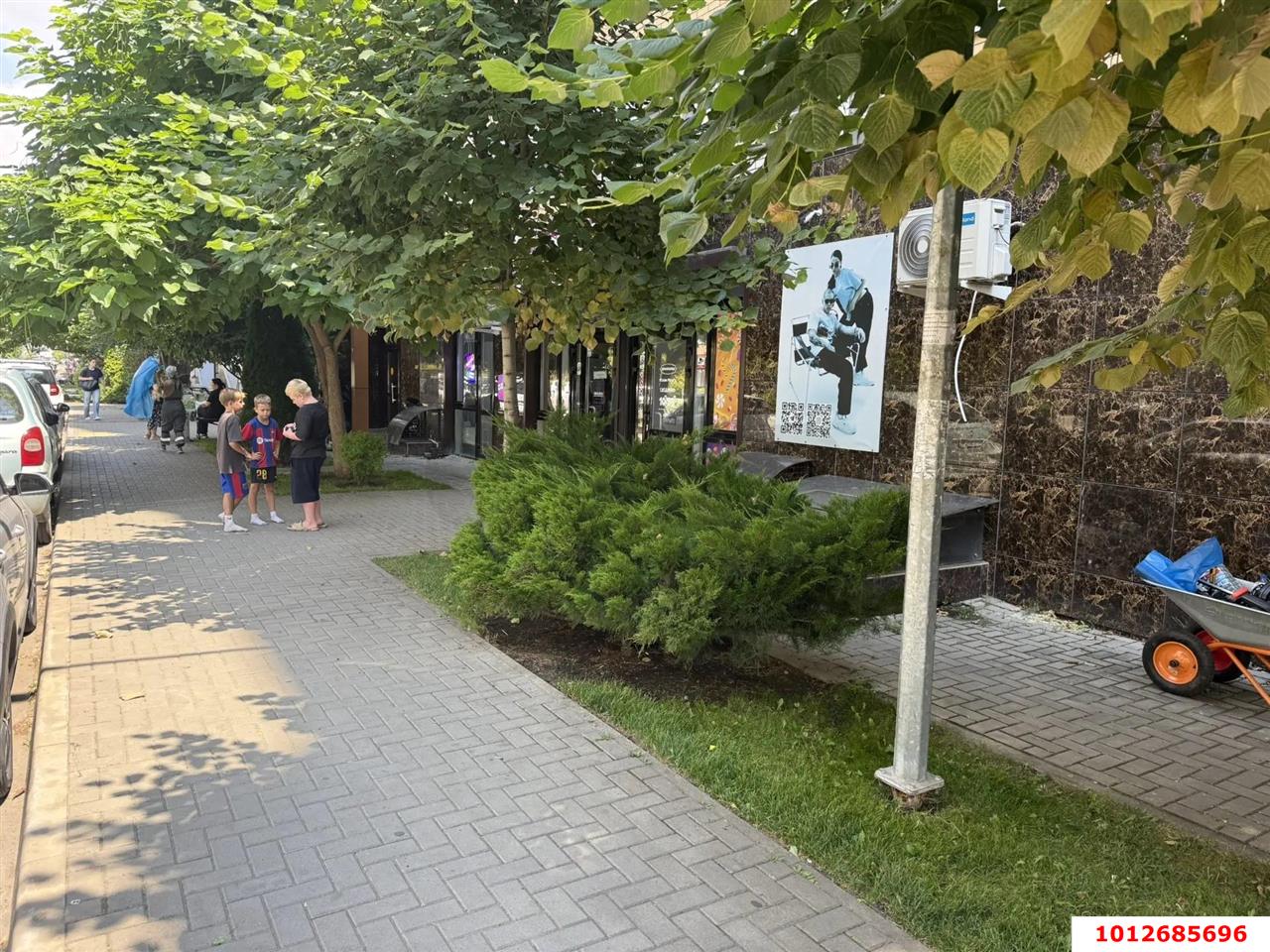 Фото №5: Торговое помещение 31&nbsp;м², 1/13&nbsp;эт. - Краснодар, Прикубанский внутригородской округ, Славянский, мкр. Светлоград, ул. Красных Партизан, 1/4к11