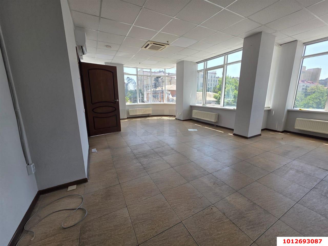 Фото №8: Офисное помещение 567&nbsp;м², 3/14&nbsp;эт. - Краснодар, Западный внутригородской округ, мкр. Центральный, ул. Гимназическая, 32