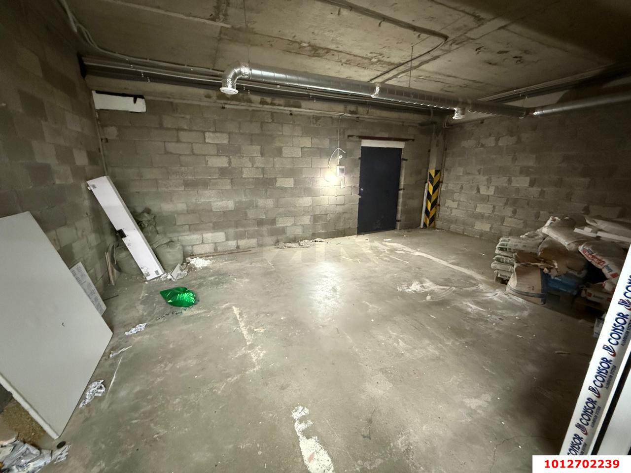 Фото №8: Торговое помещение 50&nbsp;м², 1/2&nbsp;эт. - Краснодар, Прикубанский внутригородской округ, жилой комплекс Грин Лайф, мкр. имени Петра Метальникова, ул. Петра Метальникова, 28А