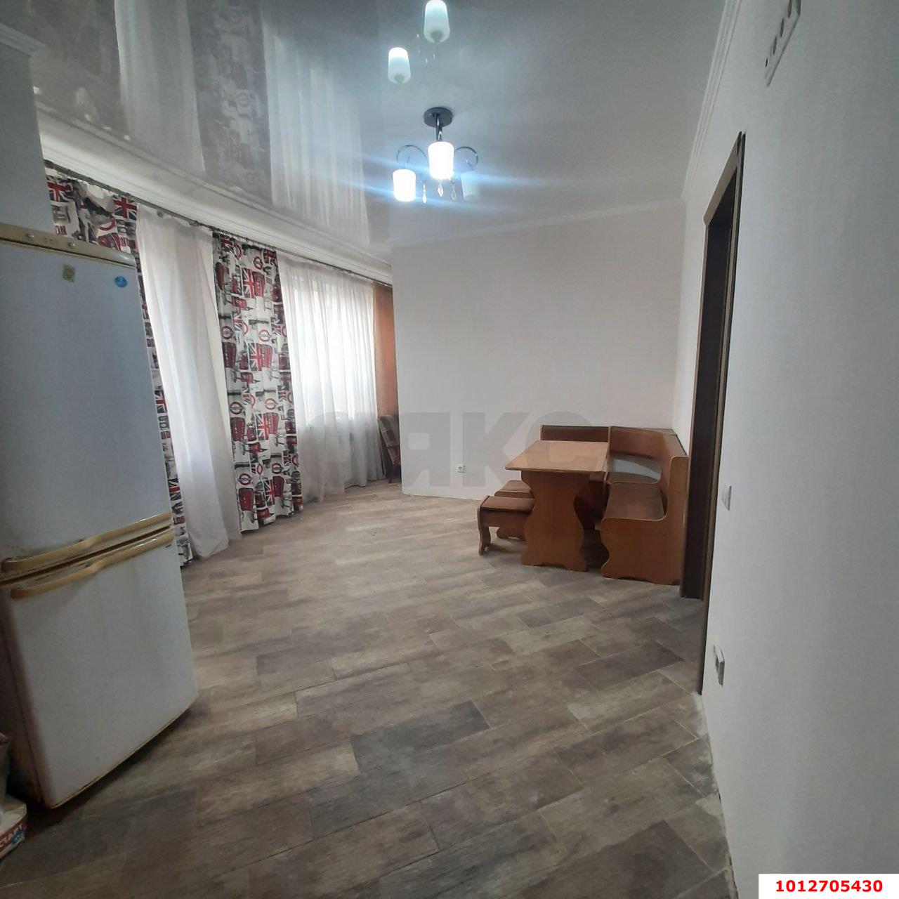 Фото №8: 2-комнатная квартира 53&nbsp;м², 1/4&nbsp;эт. - Яблоновский, пер. 2-й Первомайский, 15