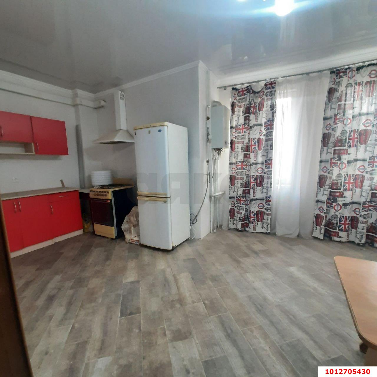 Фото №6: 2-комнатная квартира 53&nbsp;м², 1/4&nbsp;эт. - Яблоновский, пер. 2-й Первомайский, 15