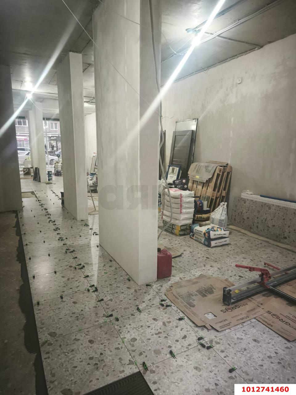 Фото №5: Торговое помещение 105&nbsp;м², 1/17&nbsp;эт. - Краснодар, Прикубанский внутригородской округ, Россинского, мкр. жилой комплекс Титаны, б-р Адмирала Пустошкина, 11/3