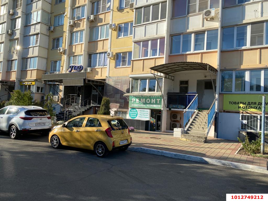 Фото №11: Торговое помещение 57&nbsp;м², 1/16&nbsp;эт. - Краснодар, Карасунский внутригородской округ, мкр. Комсомольский, ул. Уральская, 111/1