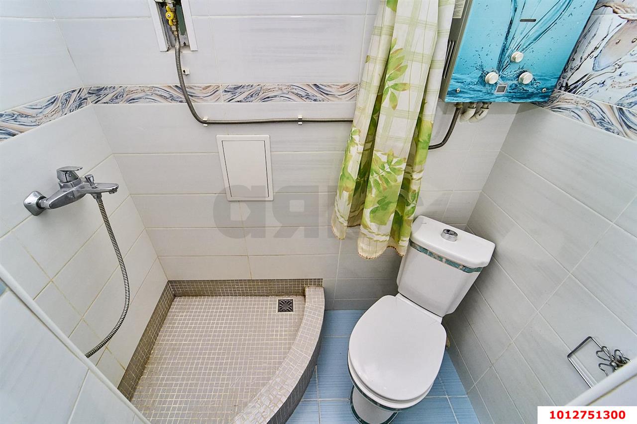 Фото №7: 3-комнатная квартира 99&nbsp;м², 2/2&nbsp;эт. - Краснодар, Западный внутригородской округ, мкр. Центральный, ул. Красная, 5