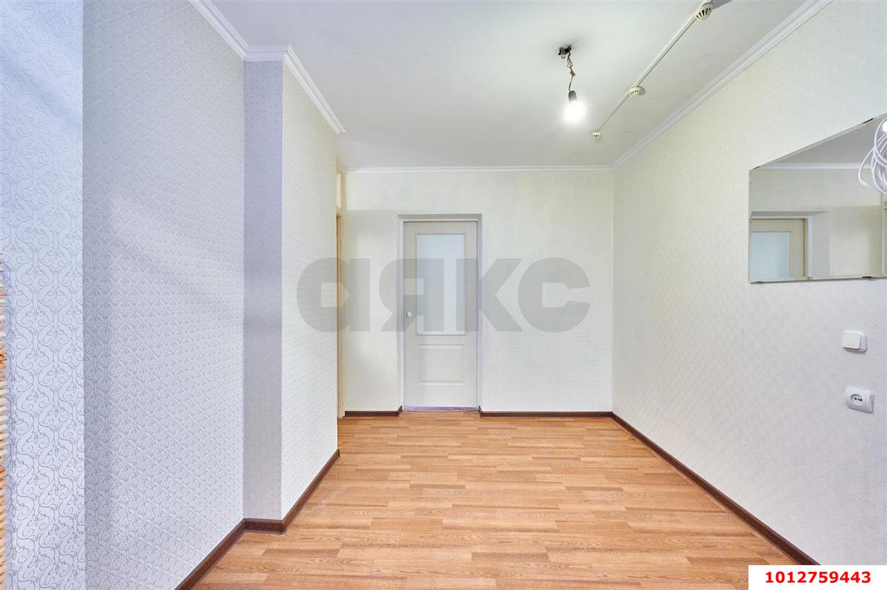 Фото №7: 2-комнатная квартира 65&nbsp;м², 1/16&nbsp;эт. - Краснодар, Прикубанский внутригородской округ, мкр. Репино, пр-д Репина