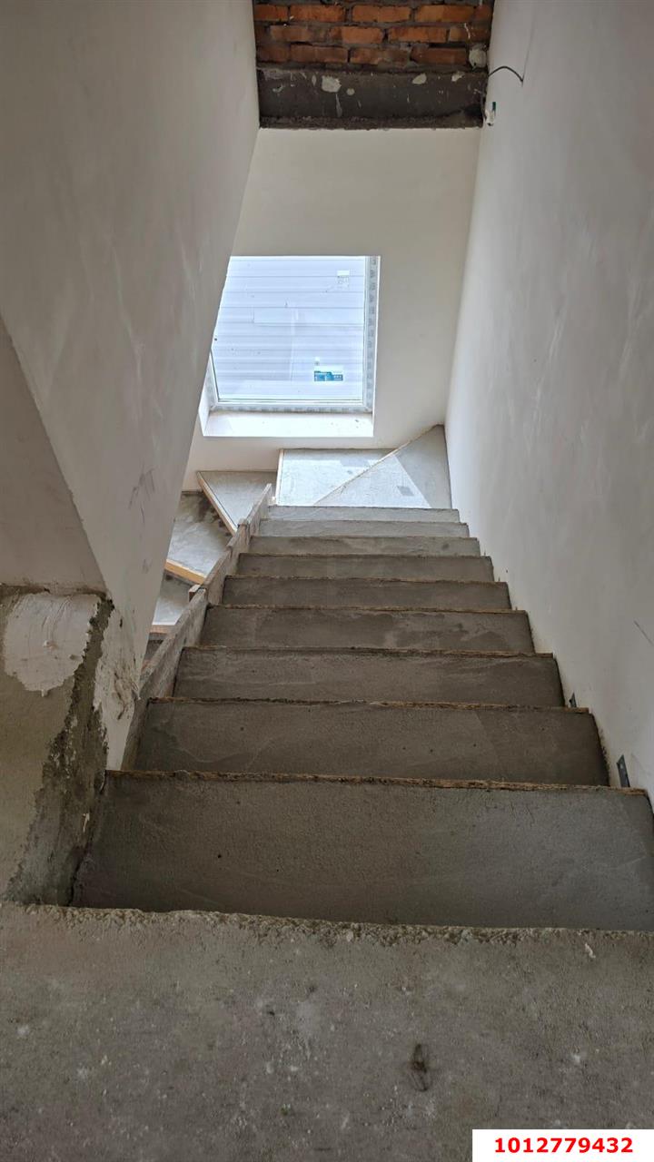 Фото №10: Дом 124&nbsp;м² + 6&nbsp;сот., 2&nbsp;эт. - Знаменский, мкр. Карасунский внутригородской округ, ул. Платиновая, 48