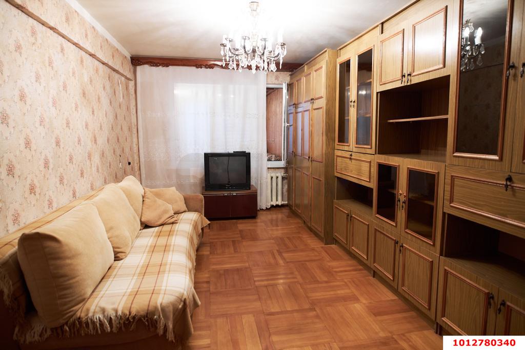 Фото №3: 3-комнатная квартира 63&nbsp;м², 1/5&nbsp;эт. - Краснодар, Прикубанский внутригородской округ, мкр. Фестивальный, ул. Герцена, 194