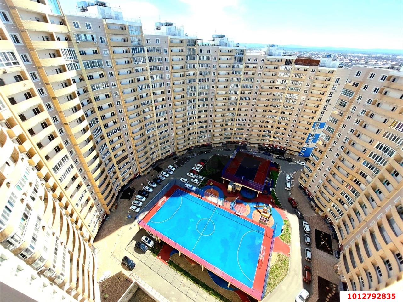Фото №1: 4-комнатная квартира 121&nbsp;м², 19/24&nbsp;эт. - Краснодар, Центральный внутригородской округ, Дубинка, жилой комплекс Радонеж, мкр. Черёмушки, ул. Вишняковой, 1/23к2