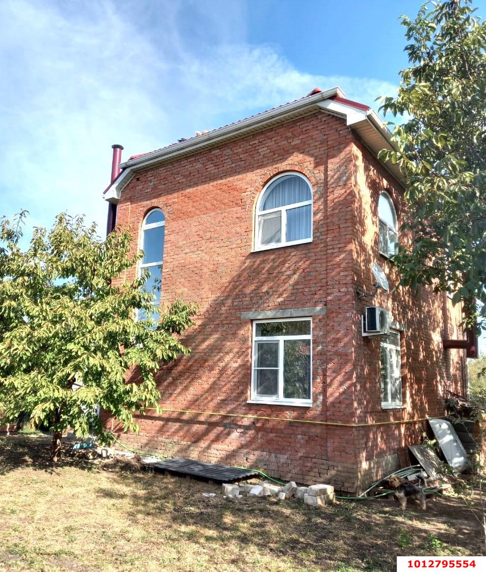 Фото №2: Дом 110&nbsp;м² + 4&nbsp;сот., 2&nbsp;эт. - Знаменский, Карасунский внутригородской округ, мкр. СНТ Автомобилист-2, ул. Алычёвая, 42