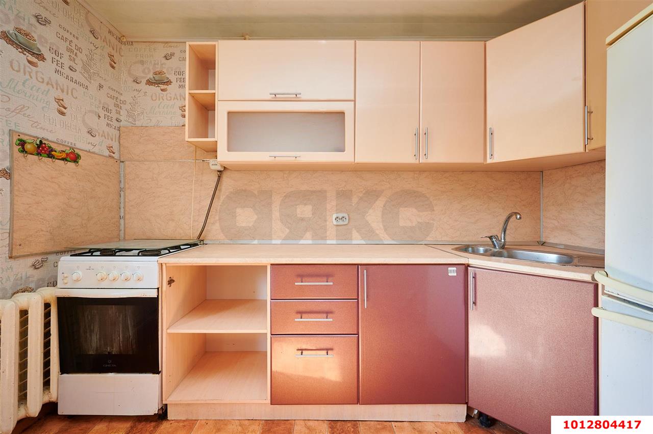 Фото №3: 2-комнатная квартира 50&nbsp;м², 1/5&nbsp;эт. - Берёзовый, Прикубанский внутригородской округ, п. Лекраспром, ул. Археолога Веселовского, 3