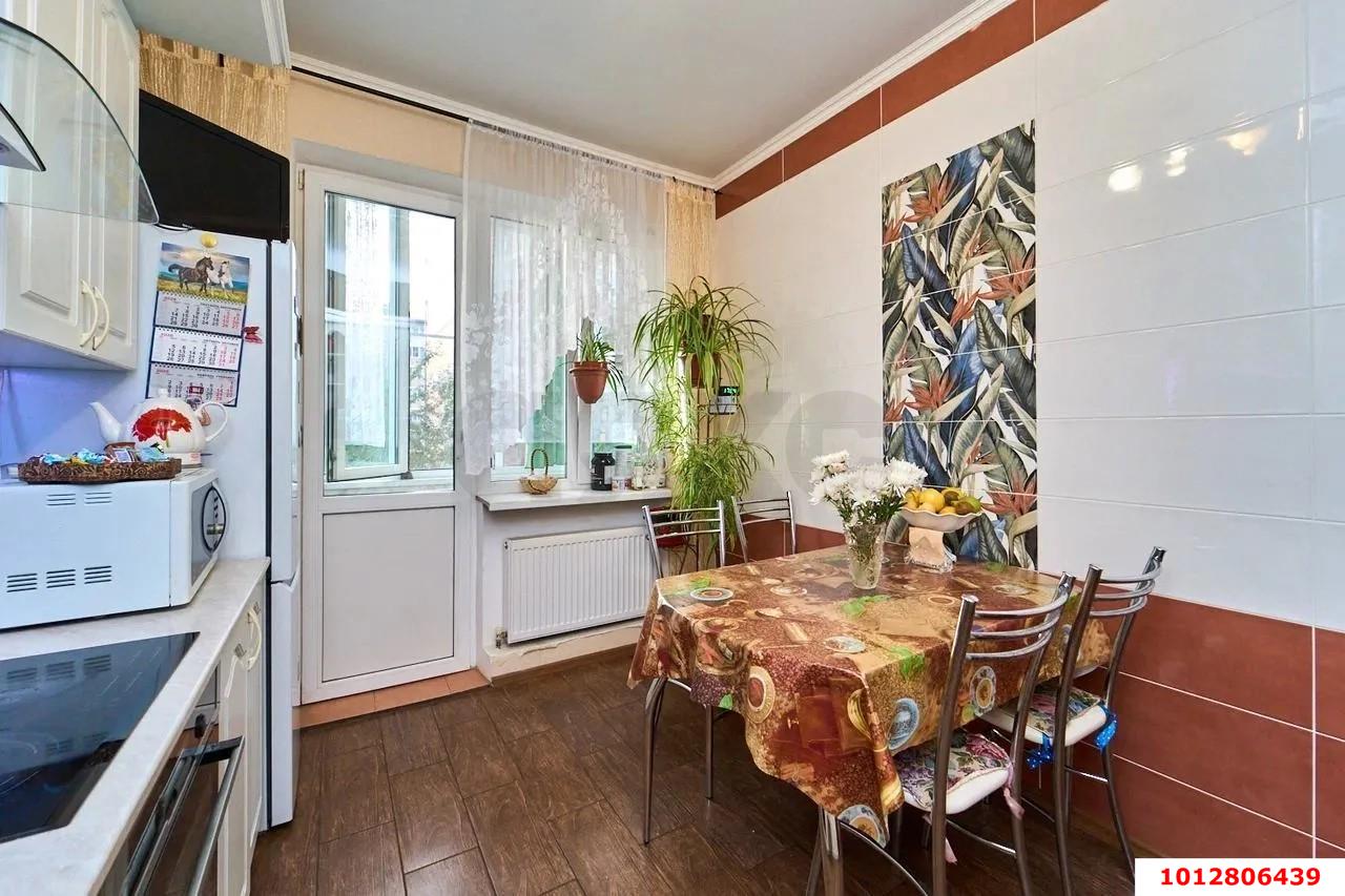 Фото №10: 2-комнатная квартира 60&nbsp;м², 2/5&nbsp;эт. - Краснодар, Прикубанский внутригородской округ, мкр. Молодёжный, ул. Зеленоградская, 43