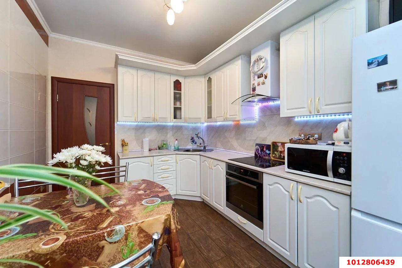 Фото №2: 2-комнатная квартира 60&nbsp;м², 2/5&nbsp;эт. - Краснодар, Прикубанский внутригородской округ, мкр. Молодёжный, ул. Зеленоградская, 43