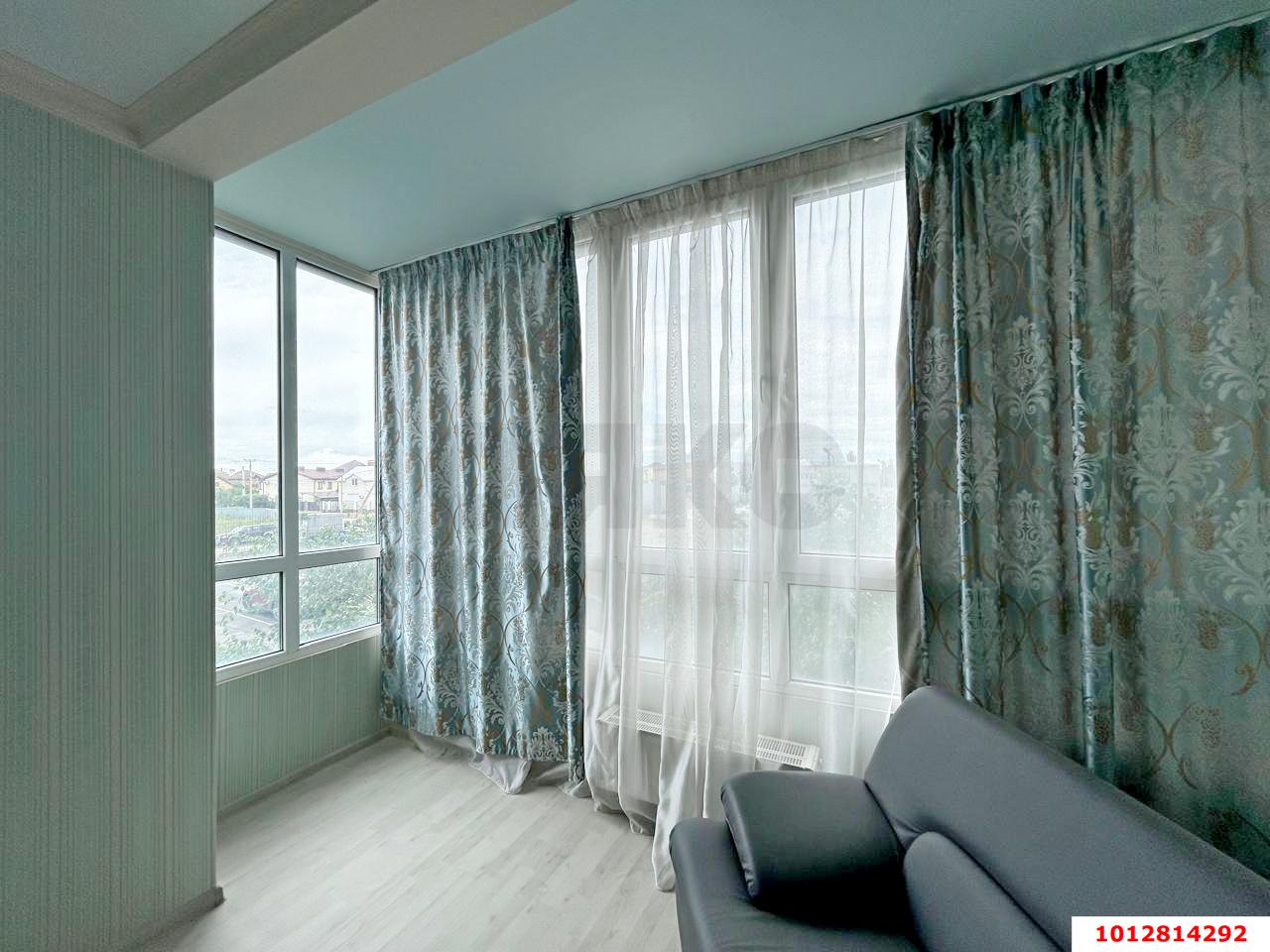 Фото №4: 2-комнатная квартира 85&nbsp;м², 2/15&nbsp;эт. - Краснодар, Карасунский внутригородской округ, жилой комплекс Империал, ж/м Пашковский, ул. Леонида Лаврова, 8к4
