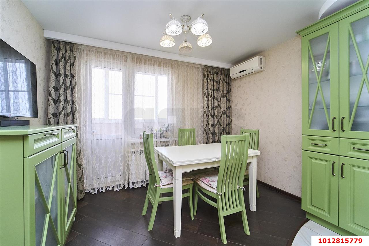 Фото №2: 3-комнатная квартира 90&nbsp;м², 7/16&nbsp;эт. - Краснодар, Центральный внутригородской округ, Дубинка, мкр. ЖК Димитрова, ул. Димитрова, 3/2
