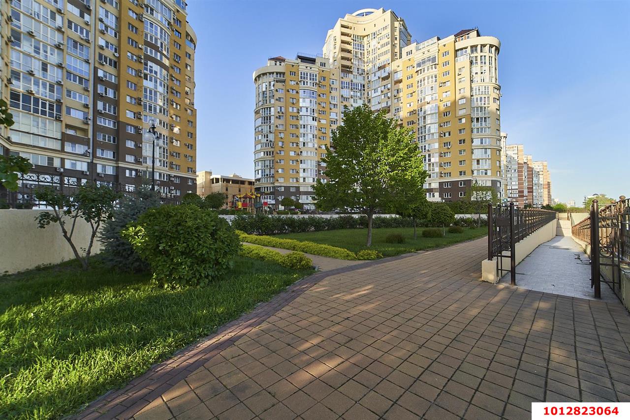 Фото №30: 4-комнатная квартира 144&nbsp;м², 3/24&nbsp;эт. - Краснодар, Кожзавод, ЖК Европейский, мкр. Западный внутригородской округ, ул. Кожевенная, 28