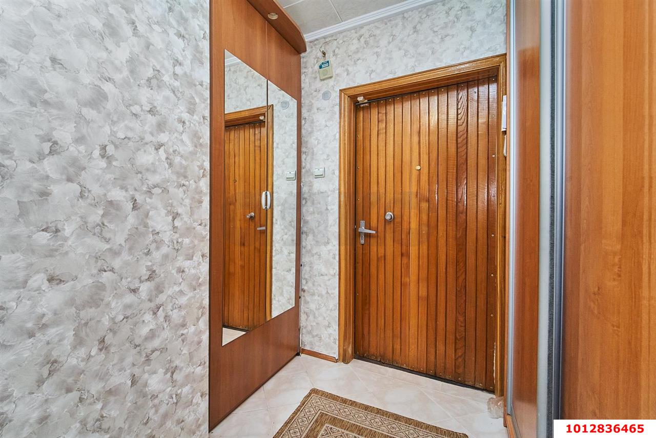 Фото №13: 3-комнатная квартира 68&nbsp;м², 5/5&nbsp;эт. - Краснодар, Центральный внутригородской округ, Покровка, мкр. Центральный, ул. Володарского, 10Г