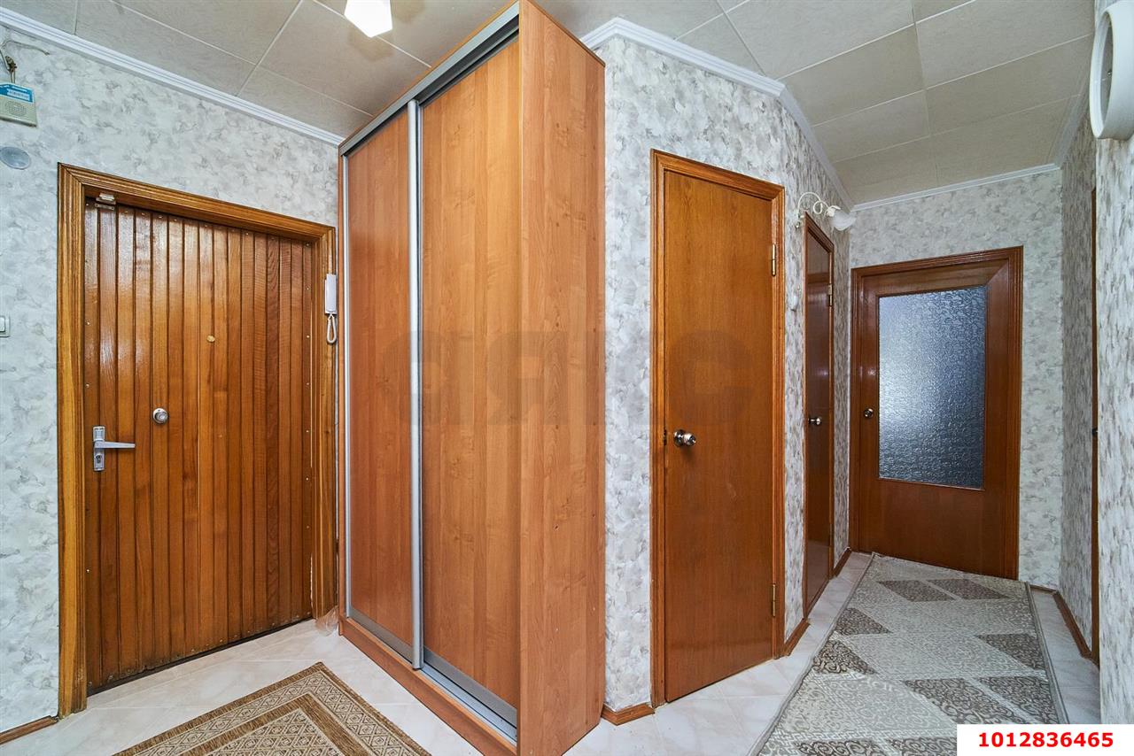 Фото №12: 3-комнатная квартира 68&nbsp;м², 5/5&nbsp;эт. - Краснодар, Центральный внутригородской округ, Покровка, мкр. Центральный, ул. Володарского, 10Г