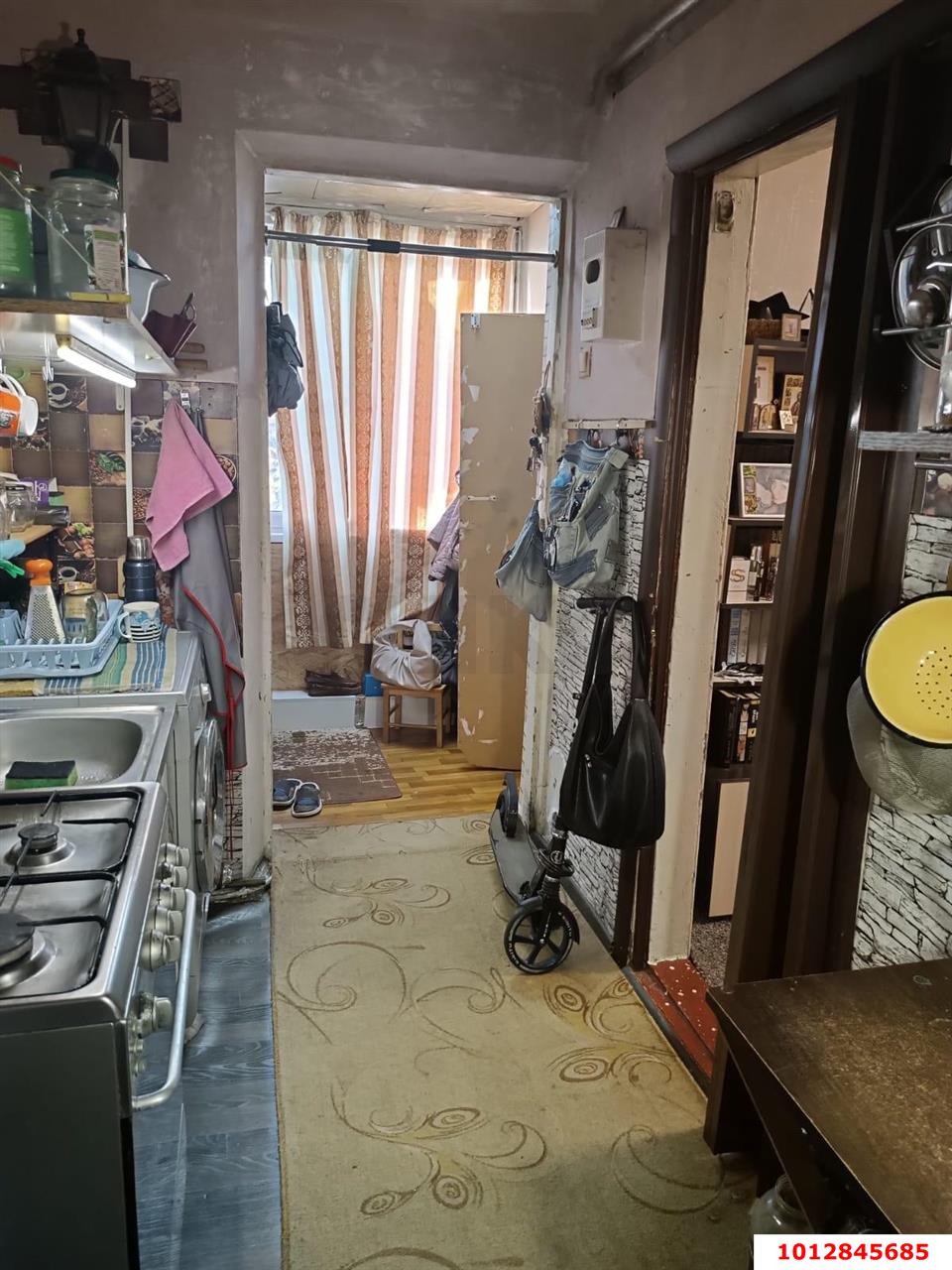 Фото №5: 2-комнатная квартира 36&nbsp;м², 2/2&nbsp;эт. - Краснодар, Центральный внутригородской округ, мкр. Центральный, ул. имени Максима Горького, 137