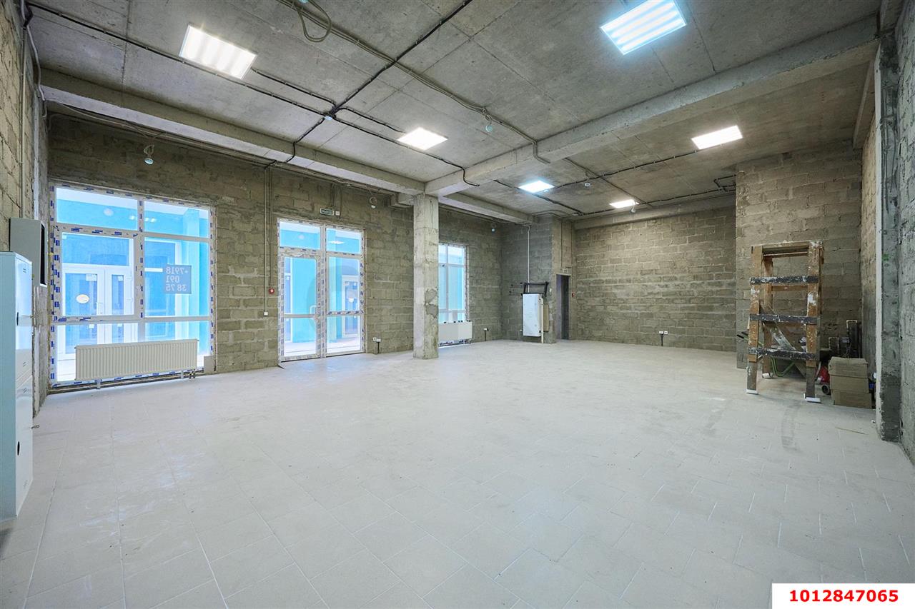Фото №9: Торговое помещение 204&nbsp;м², 1/1&nbsp;эт. - Краснодар, Карасунский внутригородской округ, Гидростроителей, мкр. жилой комплекс Парусная Регата, ул. Автолюбителей, 1Дк1