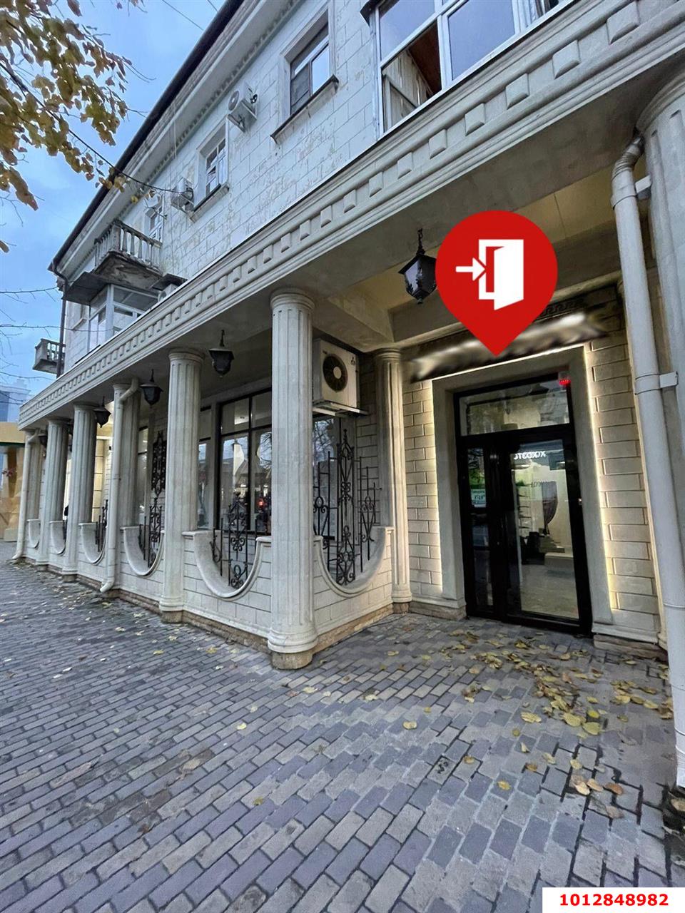 Фото №1: Торговое помещение 293&nbsp;м², 1/3&nbsp;эт. - Армавир, мкр. Оптика, ул. Ленина, 97