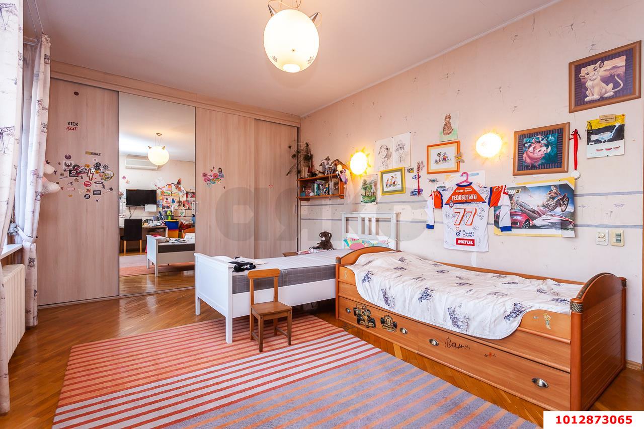 Фото №9: 4-комнатная квартира 155&nbsp;м², 6/6&nbsp;эт. - Краснодар, мкр. Западный внутригородской округ, ул. имени Дзержинского, 12/1