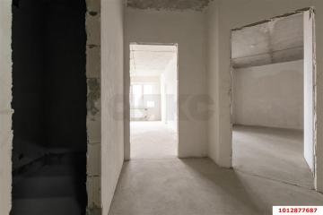Фото №1: 1-комнатная квартира 44 м², 2/9 эт. - Краснодар, мкр. Западный внутригородской округ, ул. Краснознамённая, 1/2