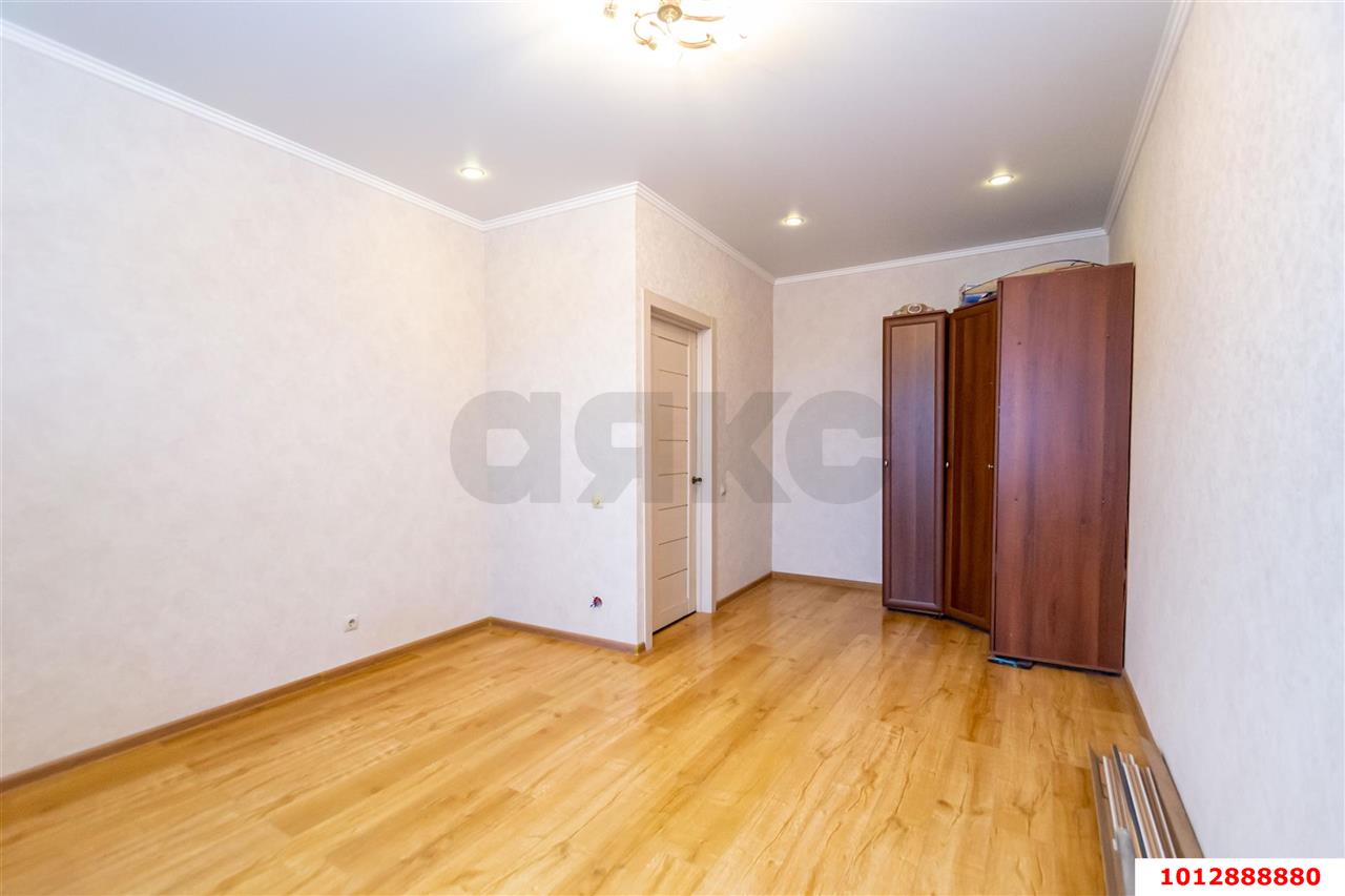 Фото №4: 1-комнатная квартира 39&nbsp;м², 5/6&nbsp;эт. - Краснодар, мкр. Прикубанский внутригородской округ, ул. Кирилла Россинского, 69