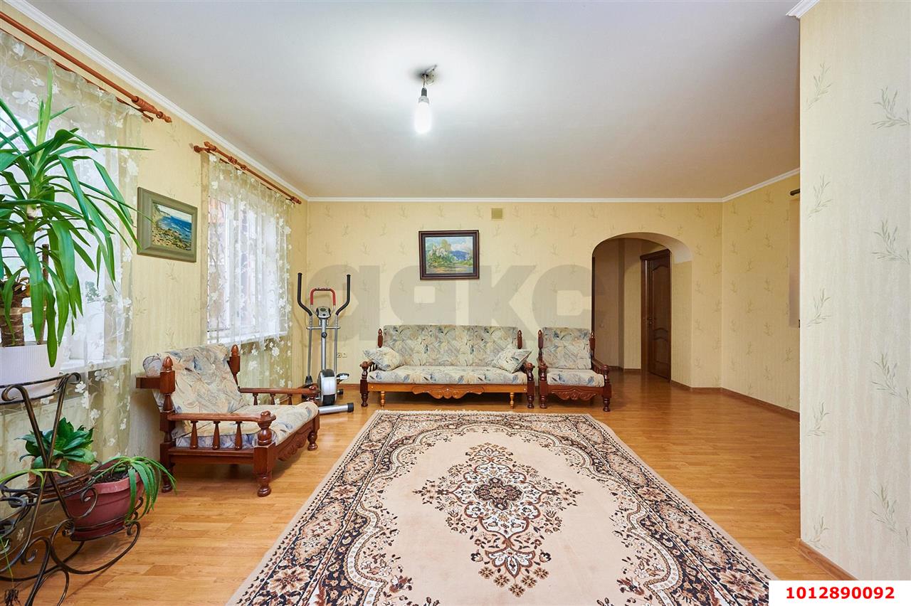 Фото №5: Дом 386&nbsp;м² + 8.09&nbsp;сот., 2&nbsp;эт. - Краснодар, Прикубанский внутригородской округ, мкр. Музыкальный, ул. им. Микешина М.О.