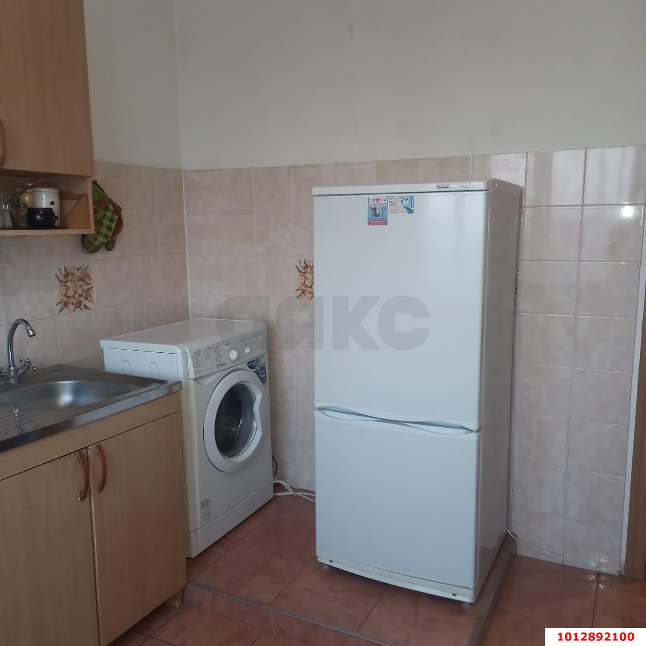 Фото №1: 2-комнатная квартира 50&nbsp;м², 8/12&nbsp;эт. - Краснодар, Прикубанский внутригородской округ, мкр. Новый, ул. 9-я Тихая, 7