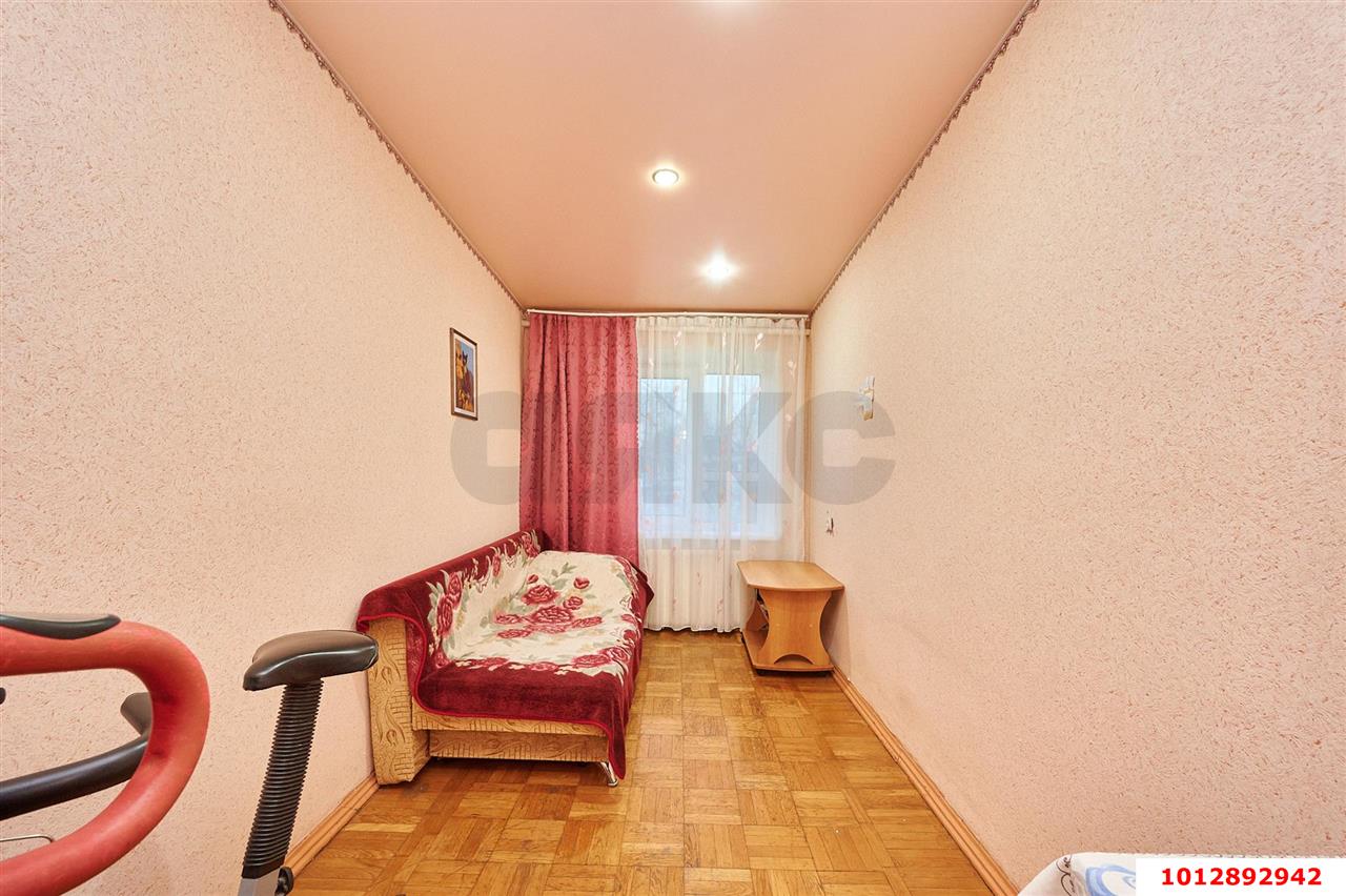 Фото №7: 2-комнатная квартира 40&nbsp;м², 5/5&nbsp;эт. - Краснодар, Карасунский внутригородской округ, мкр. Черёмушки, ул. Ставропольская, 107/2