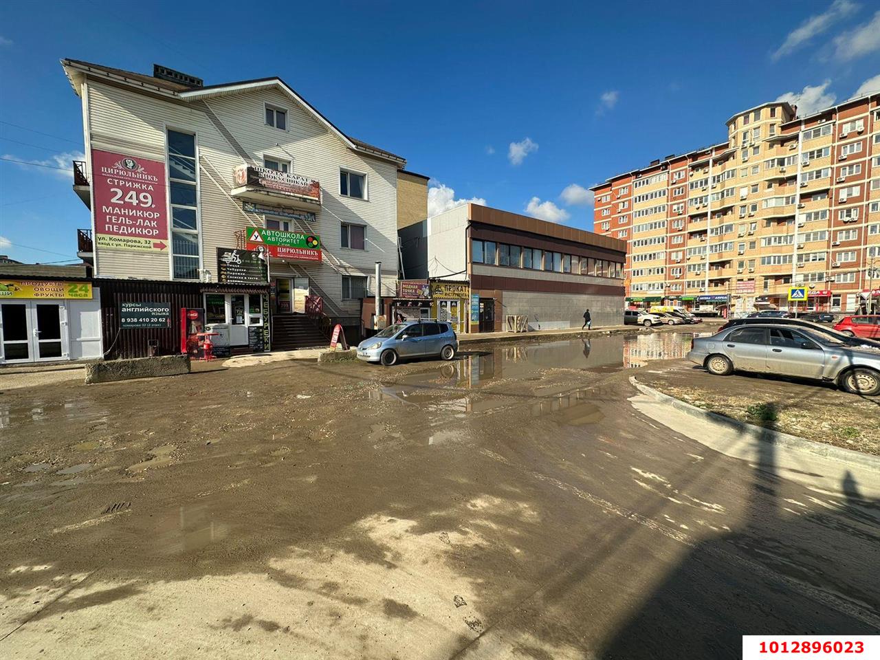 Фото №4: Отдельное здание 892&nbsp;м², 1/2&nbsp;эт. - Российский, мкр. Прикубанский внутригородской округ, ул. имени В.М. Комарова, 32